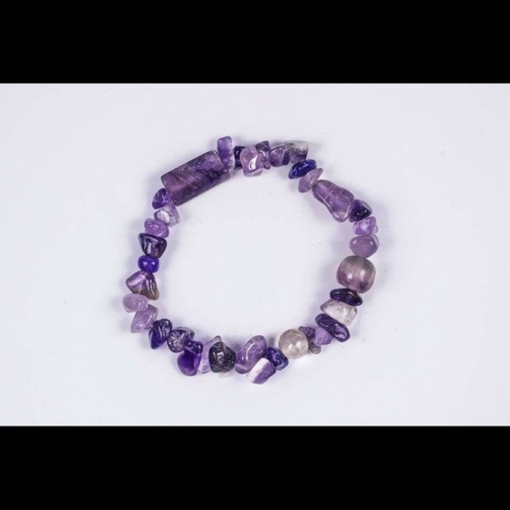 Genuine Amethyst Crystal/Chakra/Reiki Healing Raw Precious Chip Bracelet Band
